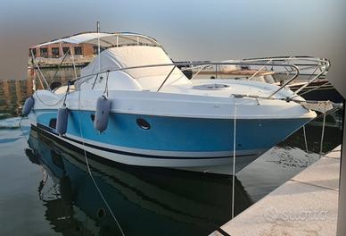 BENETEAU FLYER 850 MIAMI + 2x200HP SUZUKI (2014)