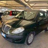 Lancia Ypsilon 1.2 16V Platino