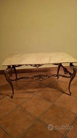 Tavolino da salotto vintage. 