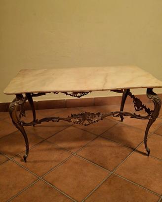 Tavolino da salotto vintage. 