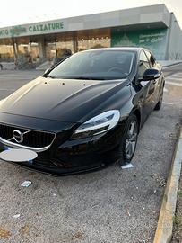 Volvo V40 D2 Geartronic Autocarro N1