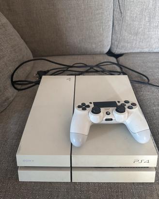 PLAYSTATION 4 500GB + 1 joystick