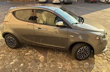 Lancia Y Hybrid Alberta Ferretti – 10.000 km