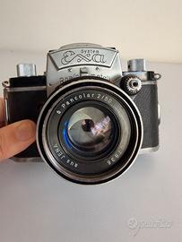 Fotocamera reflex Exa con custodia originale