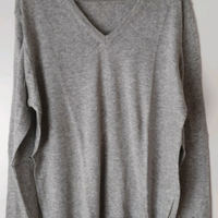Maglione con scollo a v