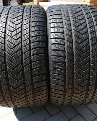 2 gomme invernali Pirelli 305\30\20 al 90%