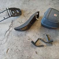 sella,pedane,portapacchi, baluetto Fantic coach