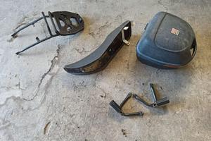 sella,pedane,portapacchi, baluetto Fantic coach