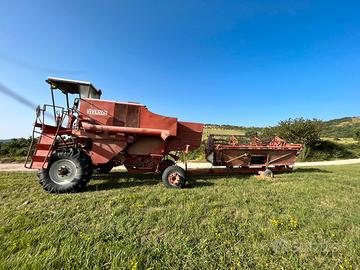 Mietitrebbia Laverda M 100 AL