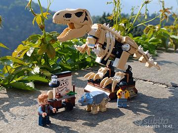 Lego 76940 T. rex Dinosaur Fossil Exhibition
