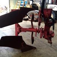 Aratro Monovomere Reversibile