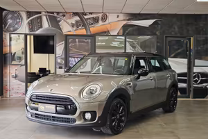 Mini Cooper D Clubman 2.0 Business Auto - TAGLIAND