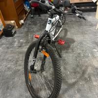 B'TWIN Rockrider 300