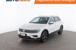 VOLKSWAGEN Tiguan UZ63740