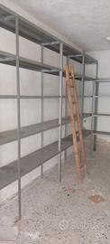 Scaffalii in ferro