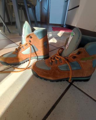 scarpe da montagna 