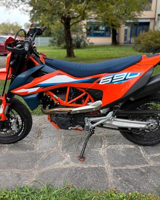 Ktm 690 SMC R