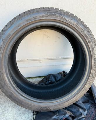 Pneumatici invernali goodyear Performance +