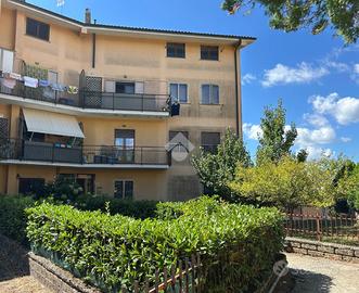2 LOCALI A GROTTE DI CASTRO