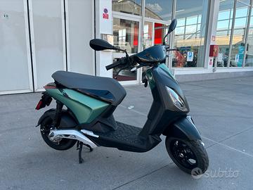 Piaggio 1 Ciclomotore Elettrico - 2022