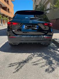 Gla 180 benzina ibrida