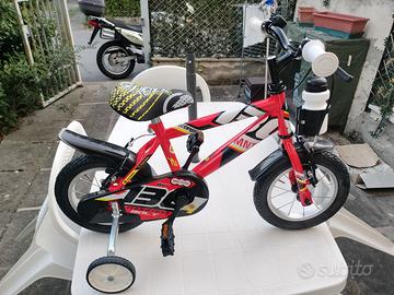 Bici con ruotine per bambino Montana Bolt