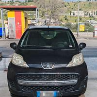 Peugeot 107  1.0 benzina