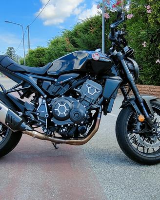  cb 1000 r black Edition 2023 10000