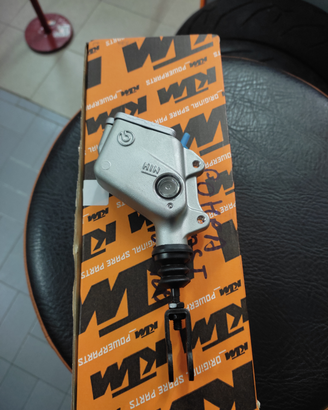 Pompa freno post.ktm Adventure 950/990