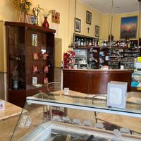 Tabacchino e bar