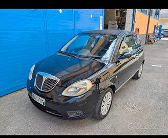 lancia y 1.3 NEOPATENTATA 