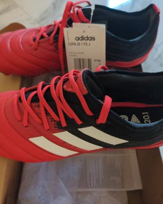 scarpe in pelle da calcio
