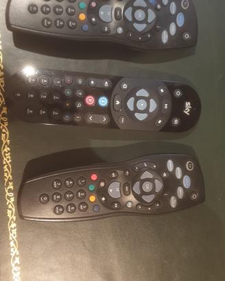 telecomando sky