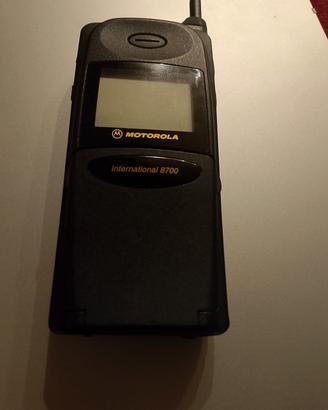MOTOROLA INTERNATIONAL 8700