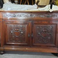 credenza con vetrina