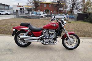 Honda VF 750 C Magna