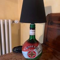 Lampada con bottiglia liquore