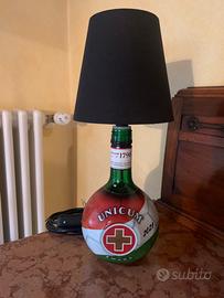 Lampada con bottiglia liquore