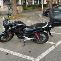 Honda cb125f (prezzo trattabile)