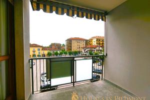 Appartamento di 110 m² con 4 locali e box auto a D