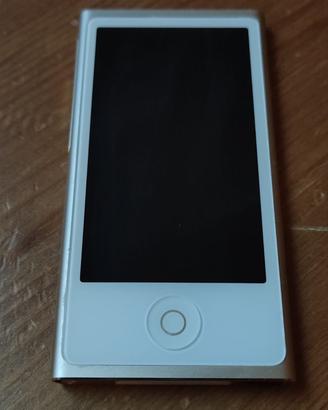 I Pod nano 16GB Gold 7a generazione. Funzionante.