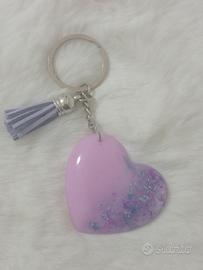 Portachiavi Cuore in Resina con Nappa