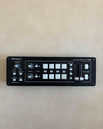 Roland V1HD e accessori