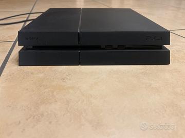 PLAY STATION 4