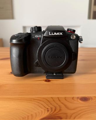 Panasonic Lumix GH5 mark II