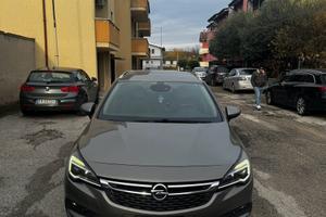 Opel Astra sport tourer+