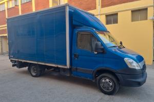 Iveco Daily 35C15 con cassa in alluminio e sponda