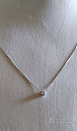 Collana punto luce oro bianco e diamante 010carati