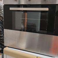 Forno da incasso ventilato con accessori 