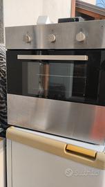 Forno da incasso ventilato con accessori 